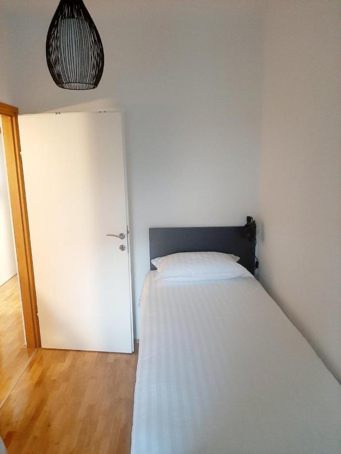 Maximus 2 Appartement Čakovec Buitenkant foto